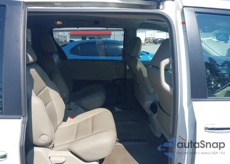 2015 Toyota Sienna Limited 7 Passenger/Limited Premium 7 Passenger/Xle 7 Passenger/Xle Premium 7 Passenger z USA, uszkodzony, nr VIN 5TDDK3DC6FS114592